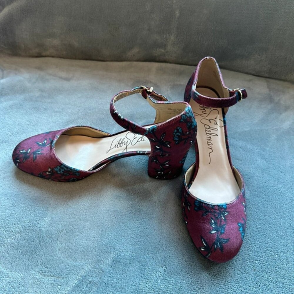 Heels - Picture 3 of 3